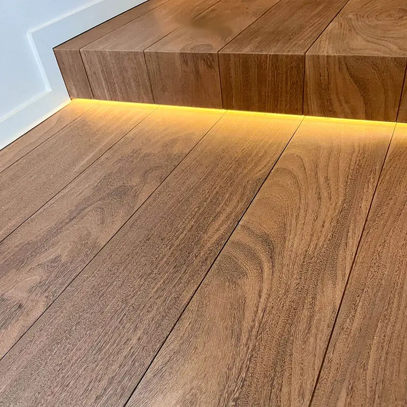Afrormosia avec éclairage LED